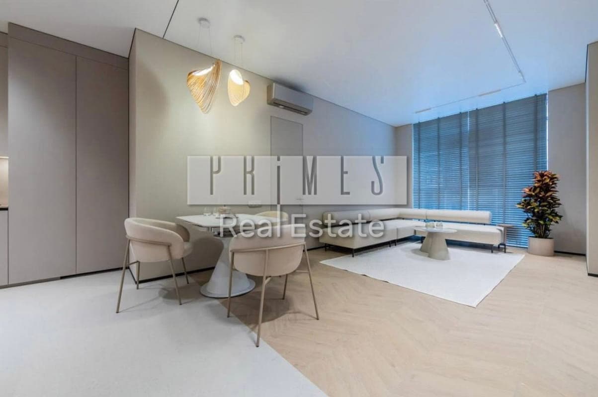 Kitchen-living room with dining area