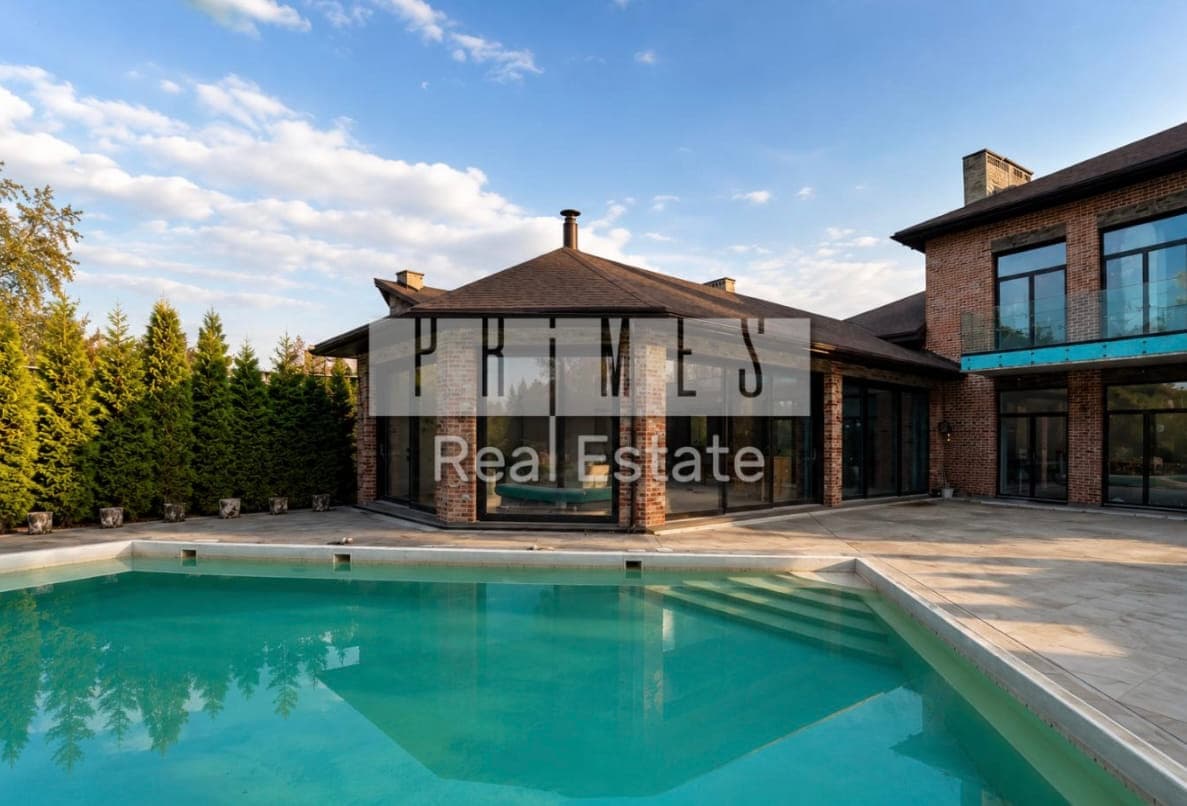 Pool and façade